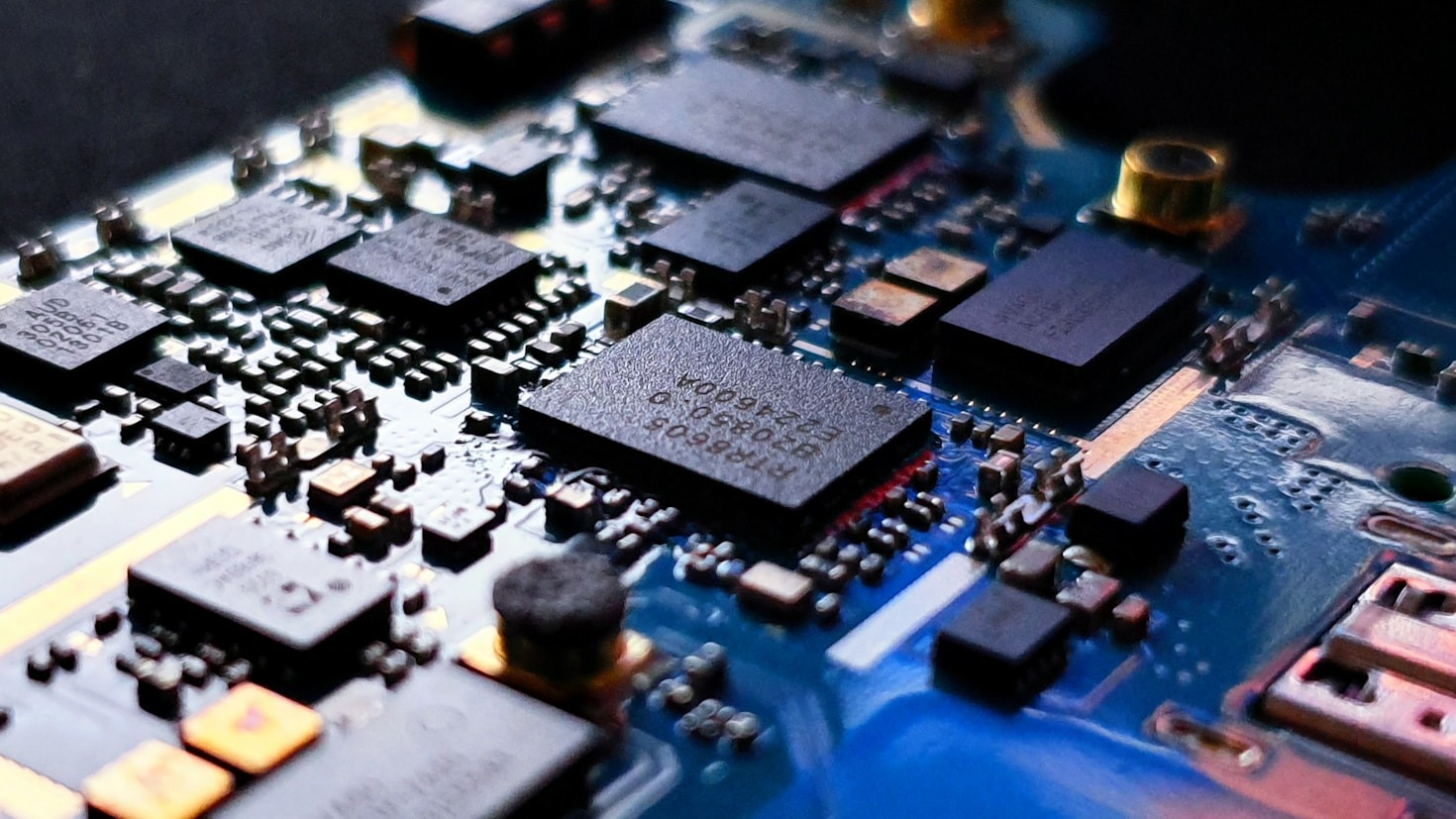 Understanding Circuitry: The Basics Behind the Tech